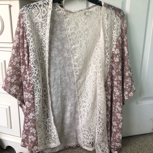 Cato Tops - Cato kimono